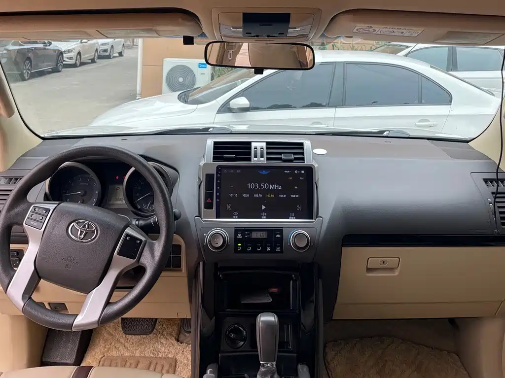 Toyota Prado (Import) — миниатюра 10