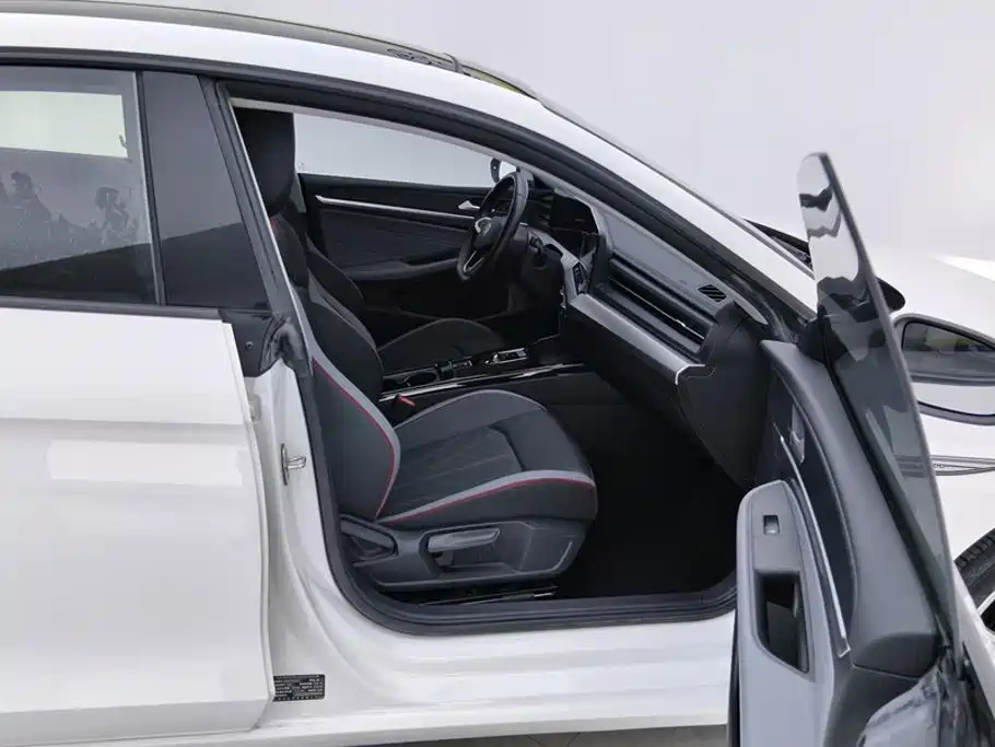 Volkswagen Lamando — миниатюра 8