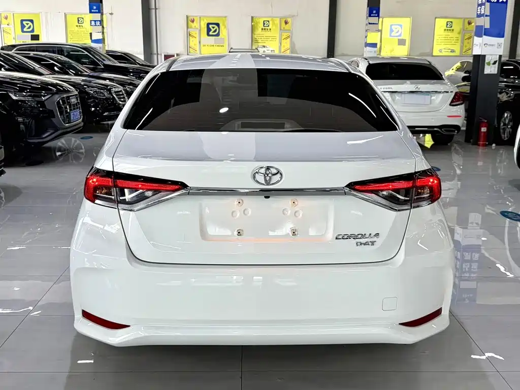 Toyota Corolla — миниатюра 9