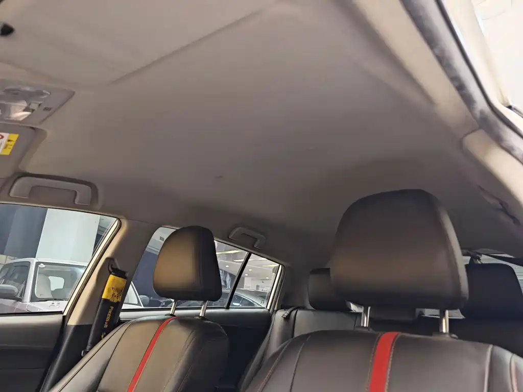 Toyota Yaris L — миниатюра 12