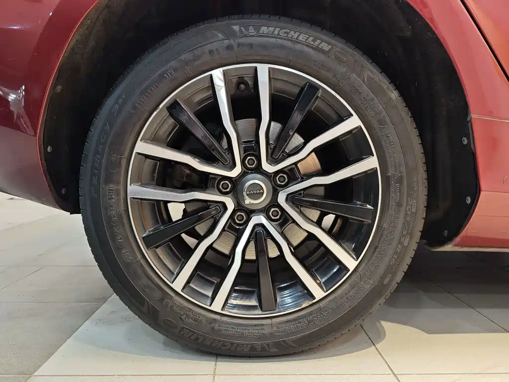 Volvo V40 — миниатюра 30