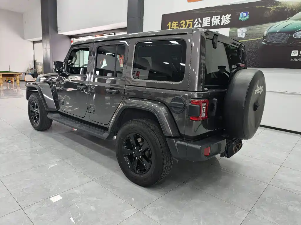 Jeep Wrangler — миниатюра 6