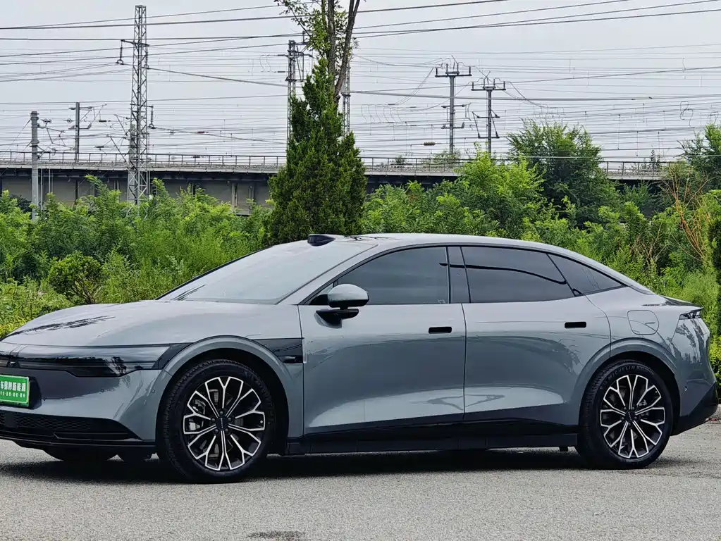 ZEEKR EXTREME KRYPTON 007