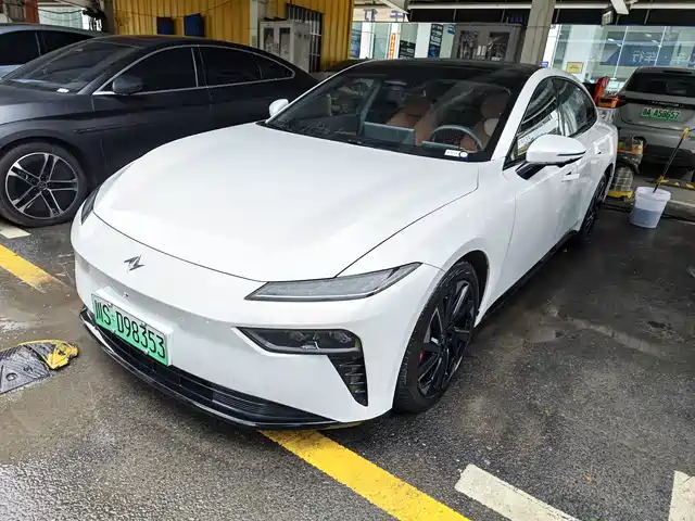 DONGFENG EΠ007 2024