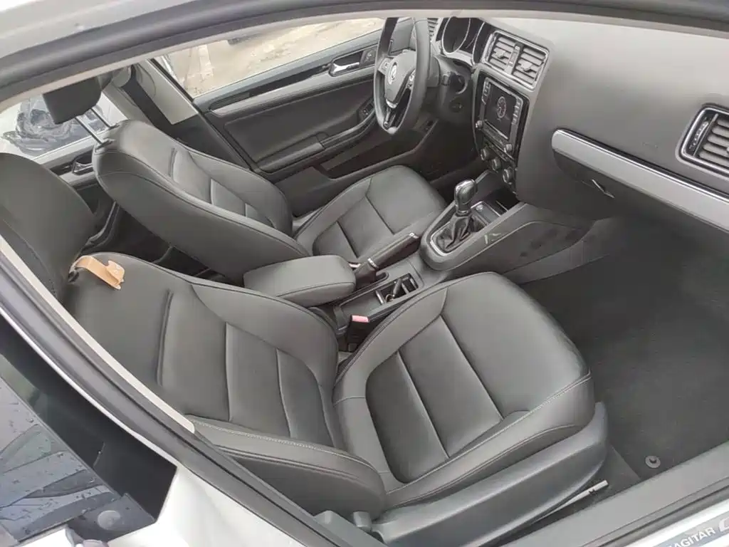 Volkswagen Sagitar — миниатюра 25