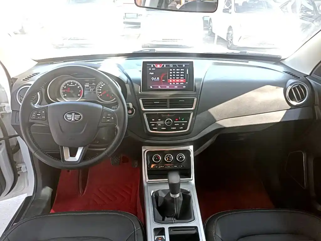 Bestune X40 — миниатюра 10