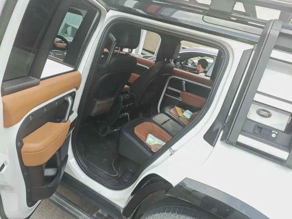 Land Rover Land Rover Defender 2023 110 3.0T P400 X-DYNAMIC HSE