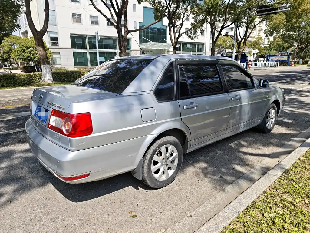 Volkswagen Santana 2008 1.8L MT Comfort