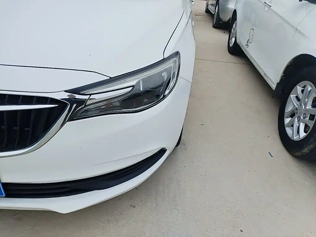 Buick Excelle — миниатюра 24