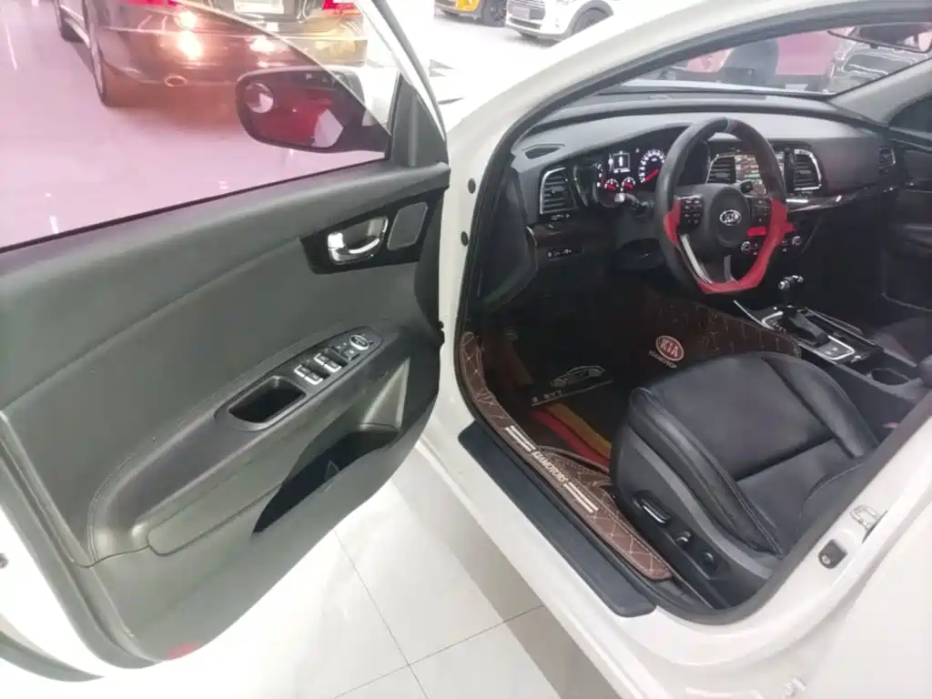 Kia K4 — миниатюра 16