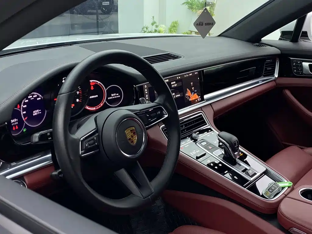 Porsche Panamera — миниатюра 27