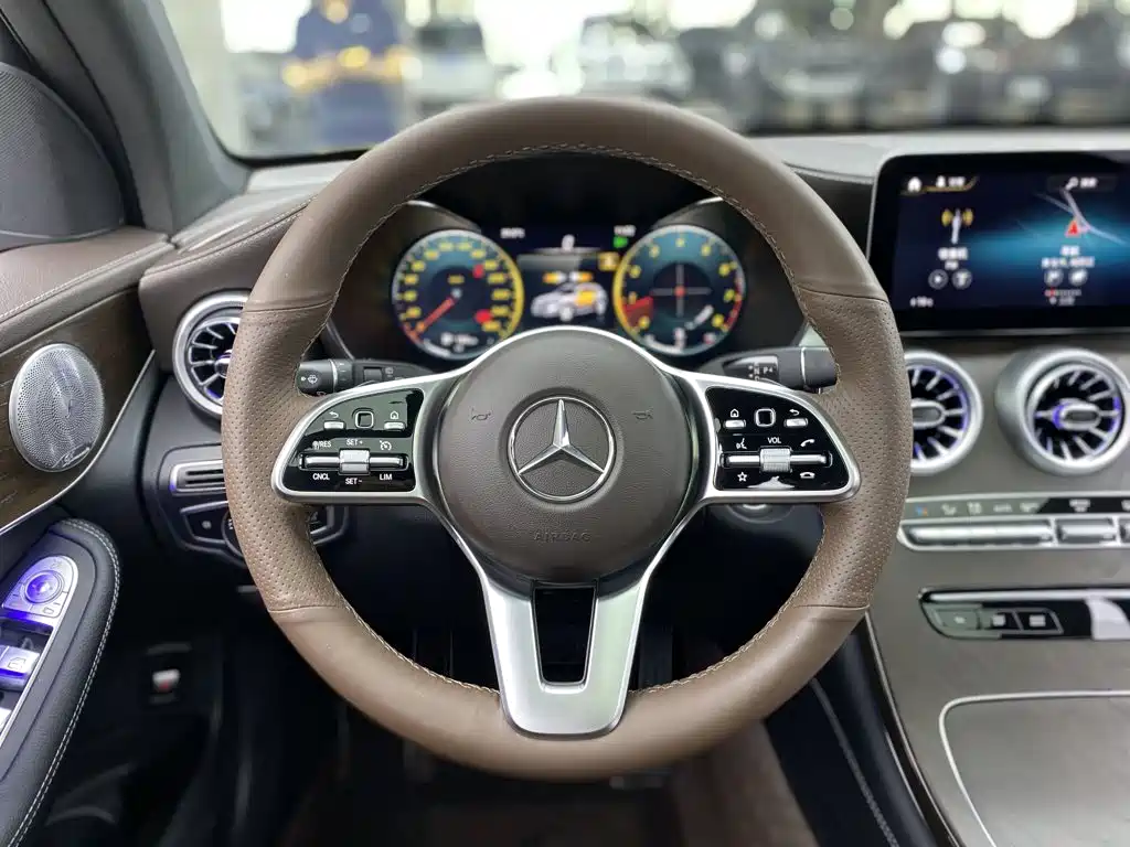 Mercedes-Benz GLC — миниатюра 17