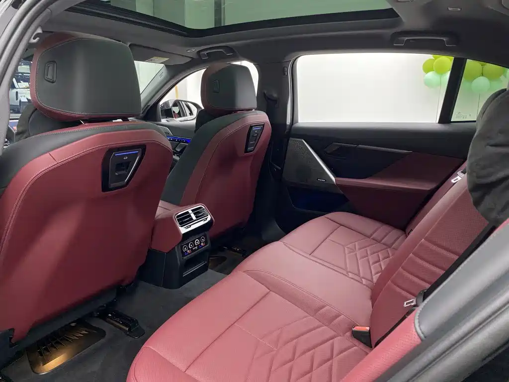 BMW 5 Series — миниатюра 29
