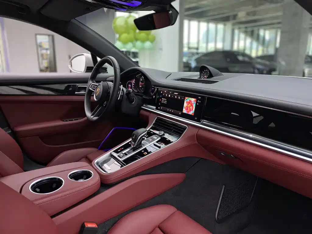 Porsche Panamera — миниатюра 21