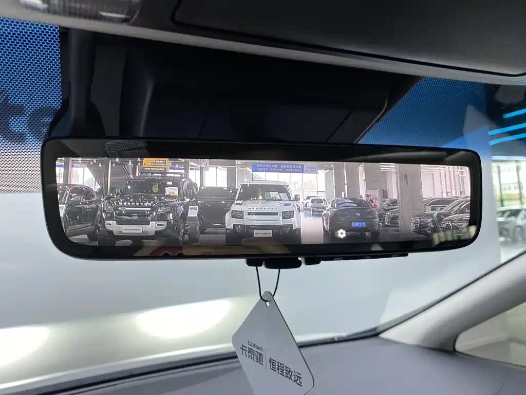 Toyota Vellfire — миниатюра 13
