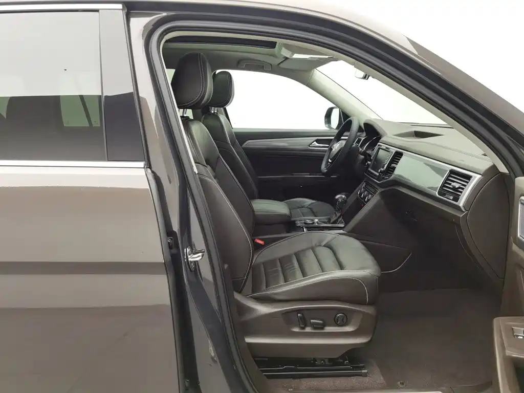 Volkswagen Teramont — миниатюра 23