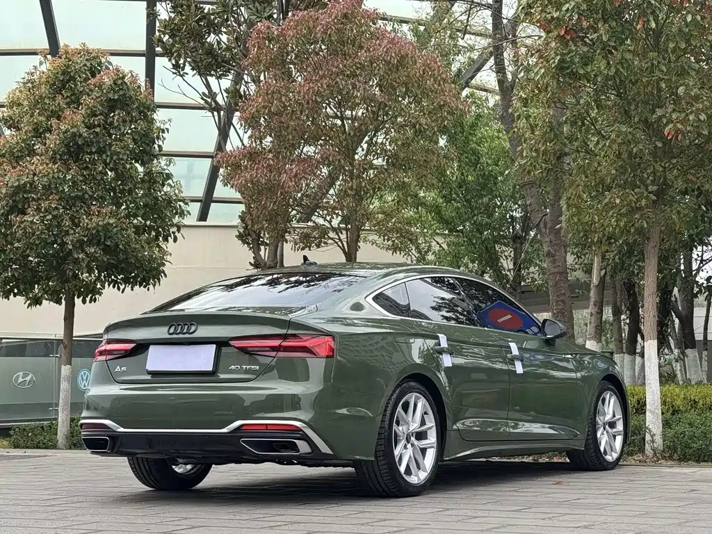 AUDI A5