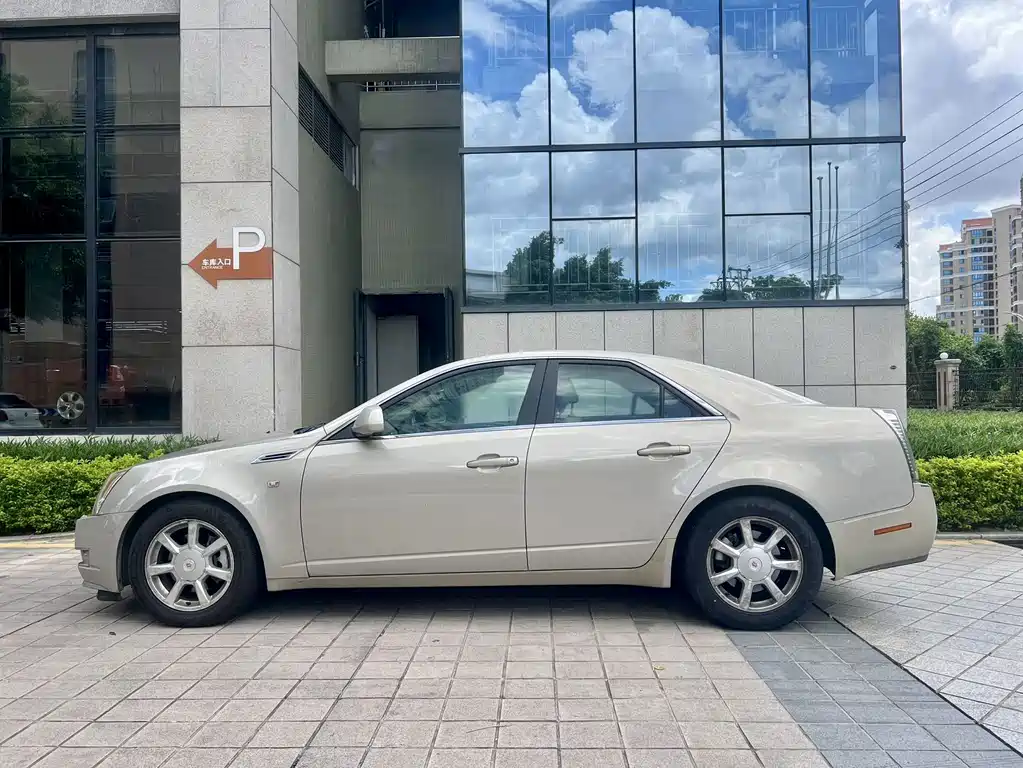 Cadillac CTS — миниатюра 4