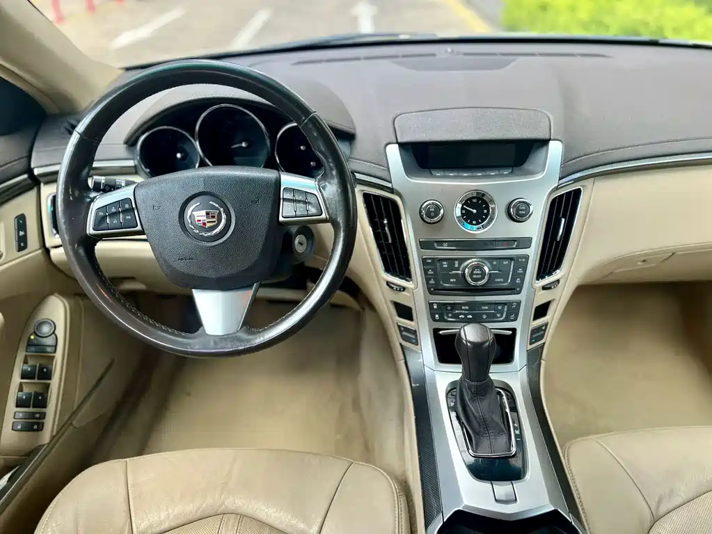 Cadillac CTS — миниатюра 10