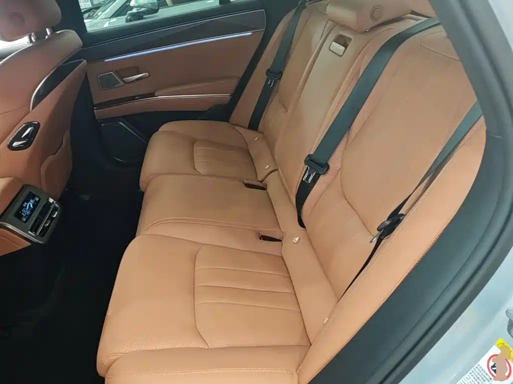BYD Han L — миниатюра 17