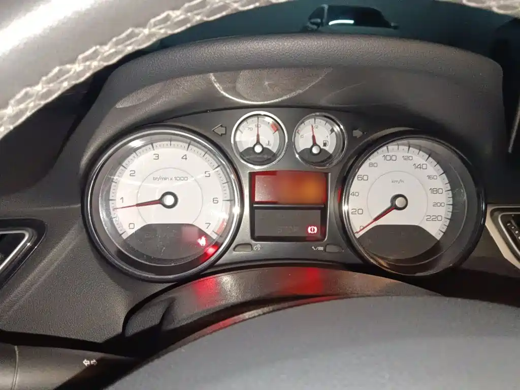 Peugeot 308 — миниатюра 4