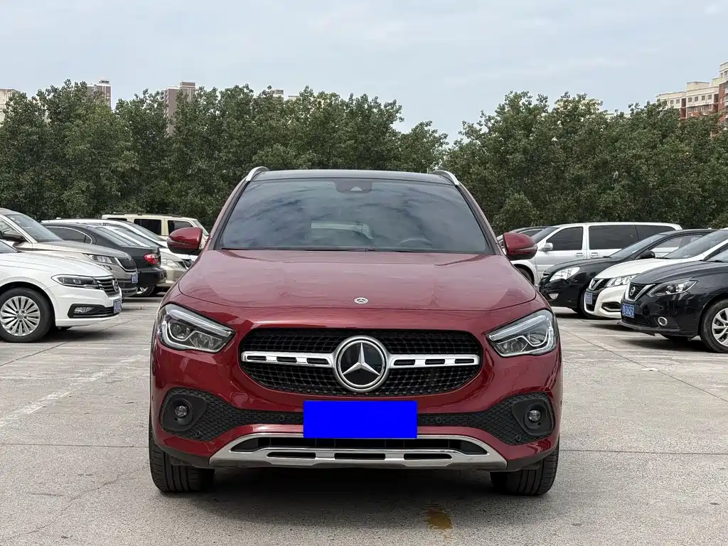 Mercedes-Benz GLA — миниатюра 2