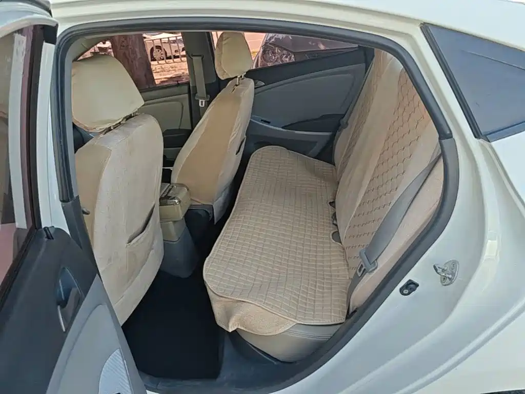 Hyundai Verna — миниатюра 17
