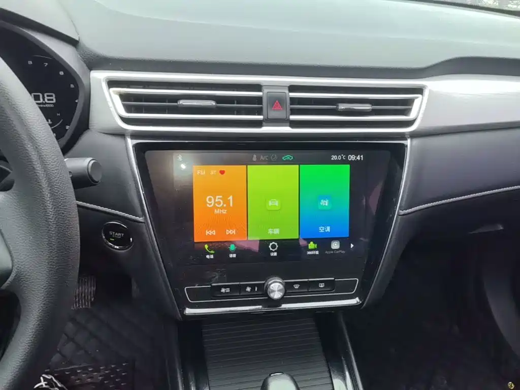 Roewe i5 — миниатюра 13