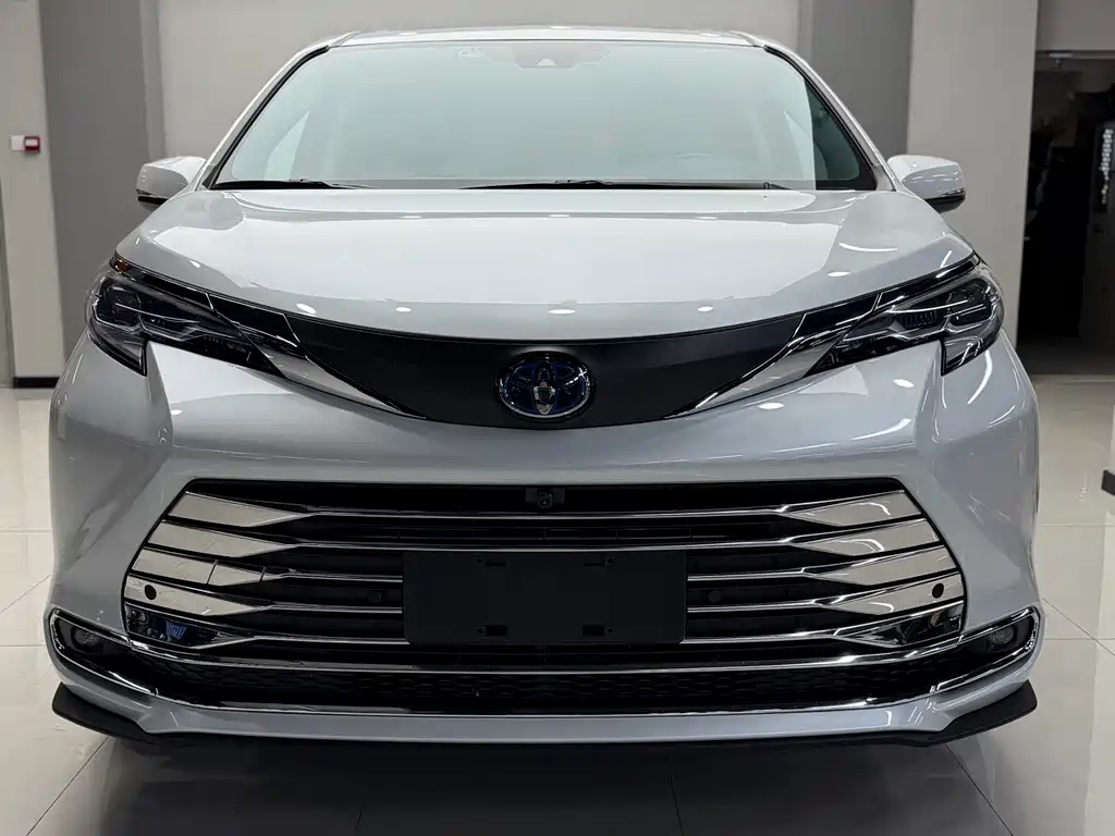 Toyota Sienna 2023 2.5L Comfort