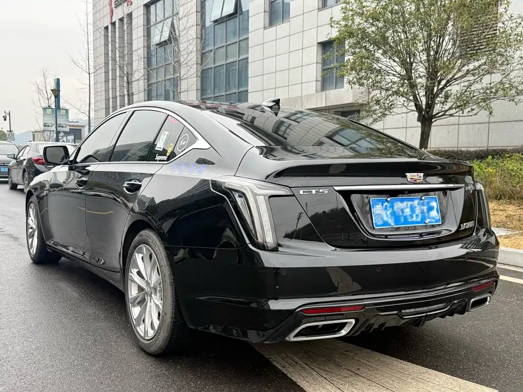 CADILLAC CT5