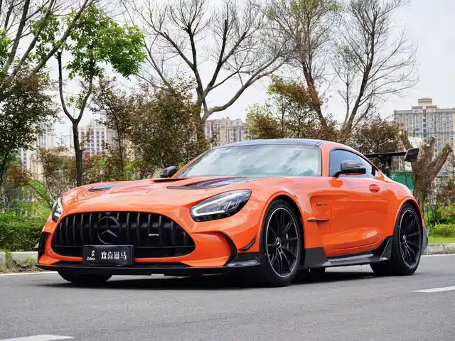 MERCEDES-BENZ AMG GT 2023