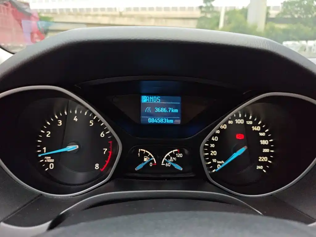 Ford Focus — миниатюра 12