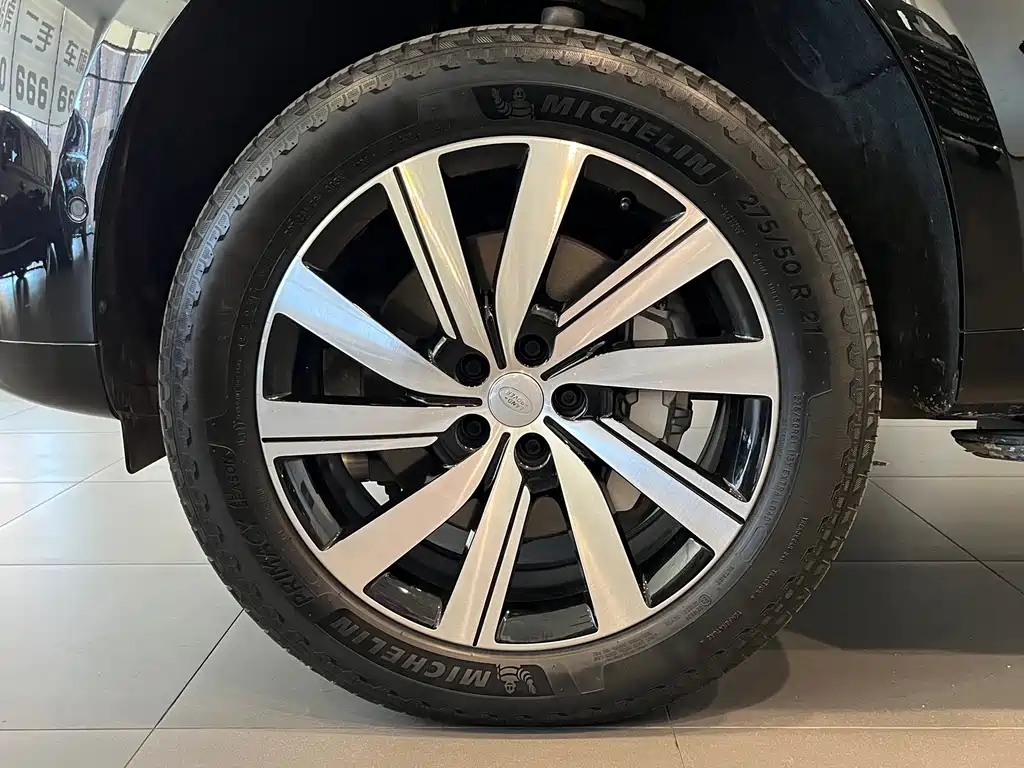 Land Rover Range Rover — миниатюра 4