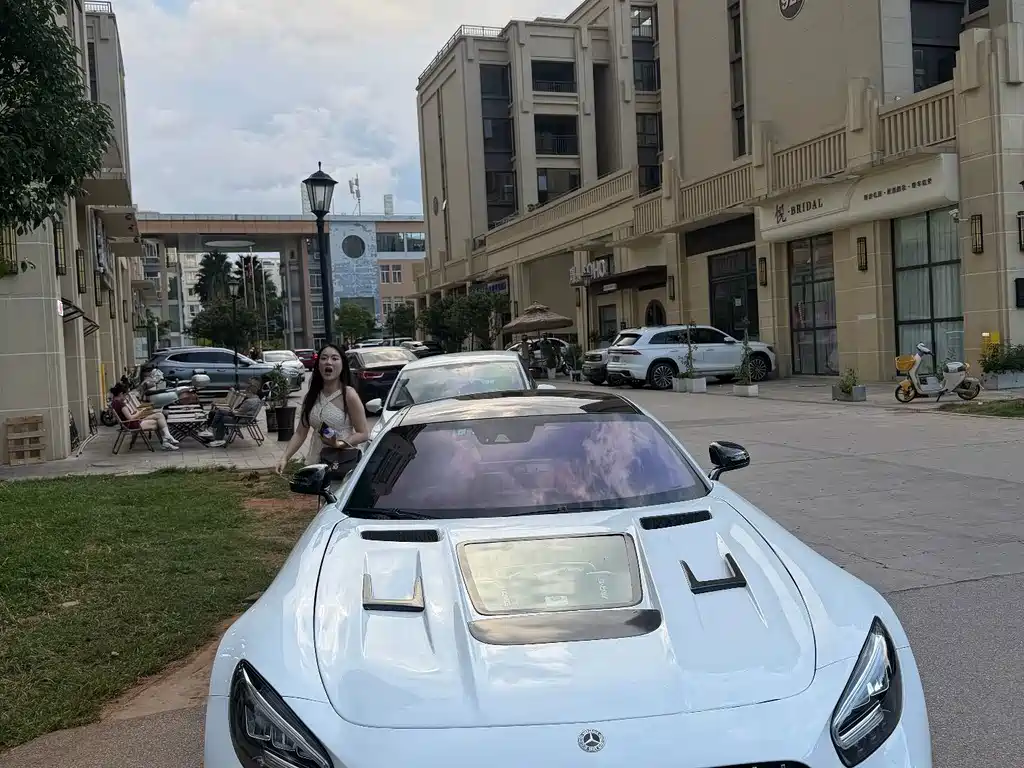 Mercedes-Benz AMG GT — миниатюра 2