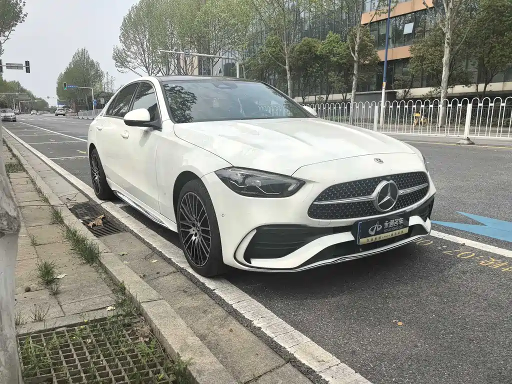 Mercedes-Benz C-Class - фото 3