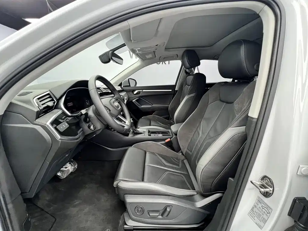 Audi Q3 Sportback — миниатюра 7