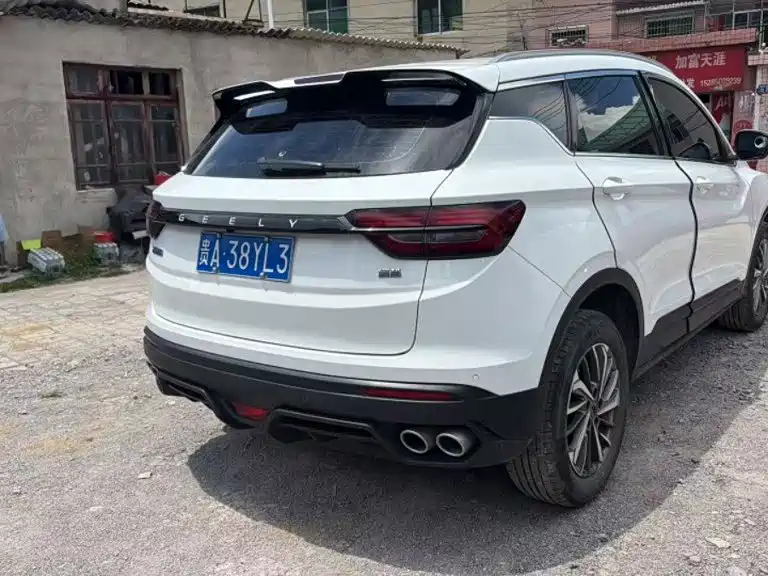 Geely Binyue — миниатюра 13