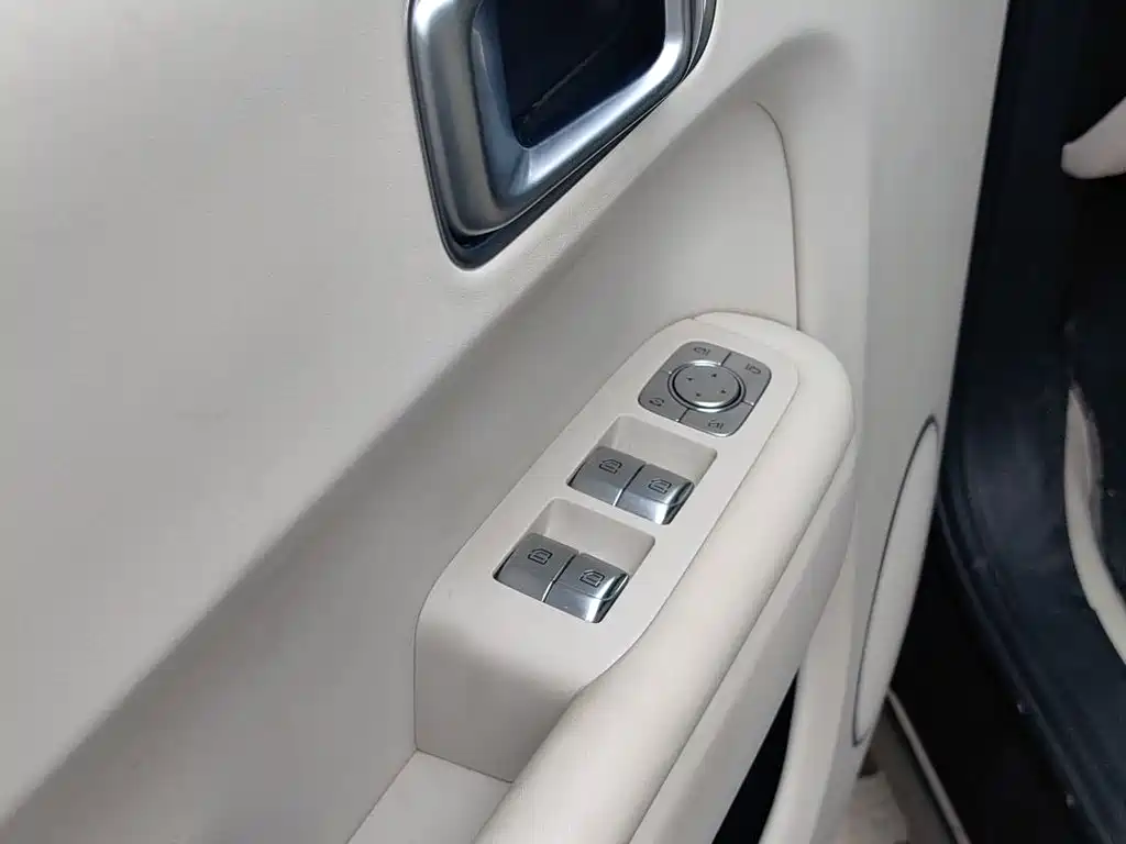 Li Auto Li L9 — миниатюра 8