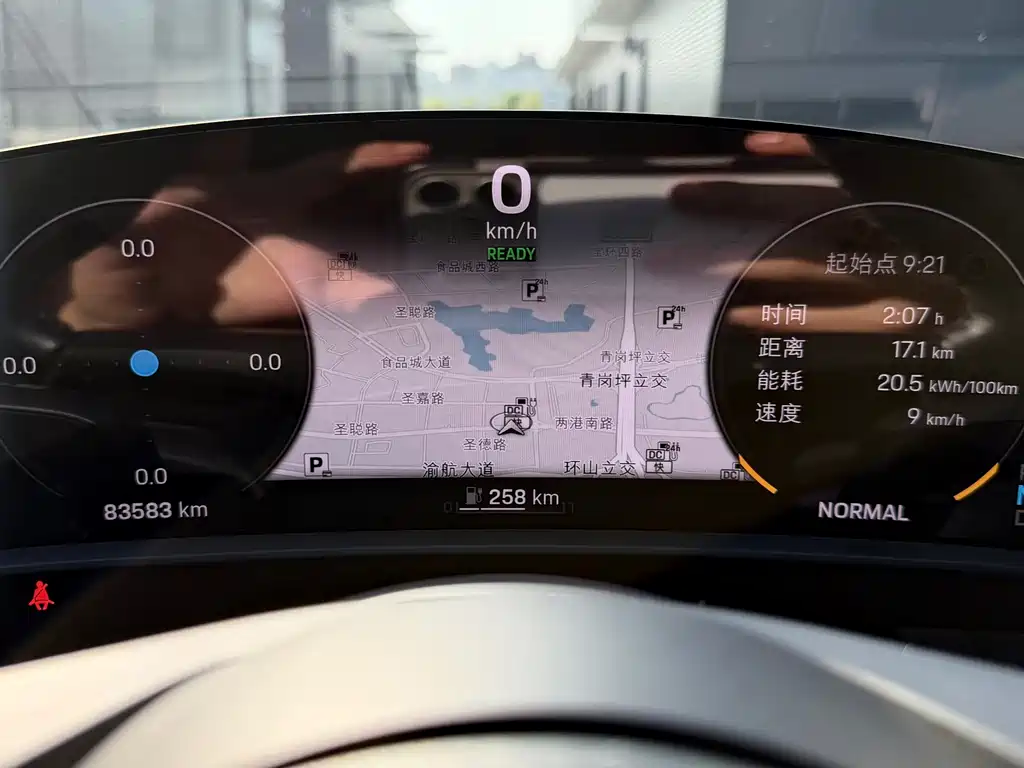 Porsche Taycan — миниатюра 10