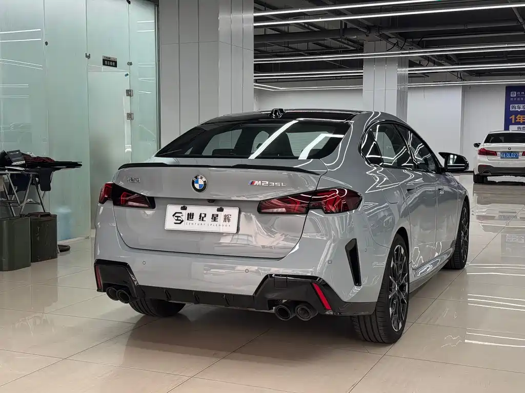 BMW M235L — миниатюра 4