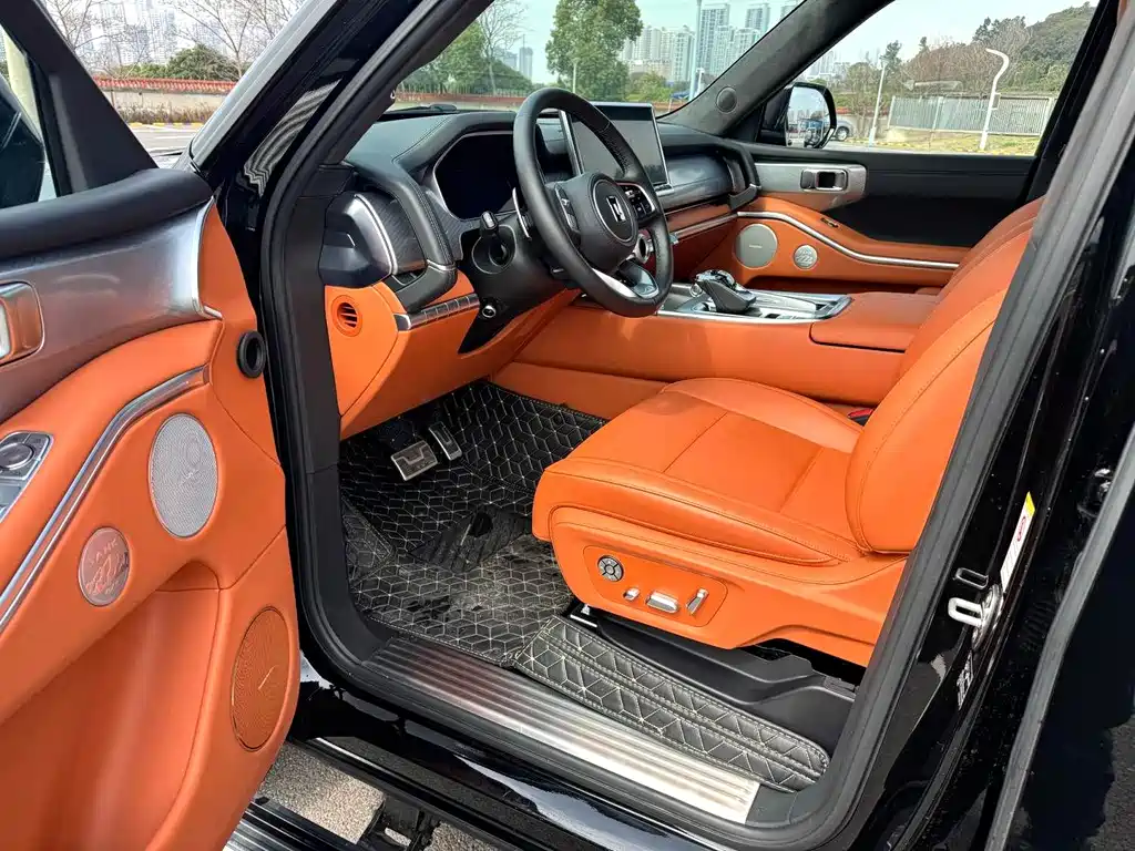 TANK TANK 700 NEW ENERGY