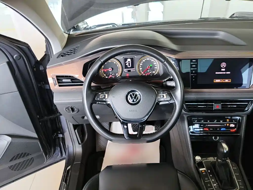 Volkswagen Tharu — миниатюра 11