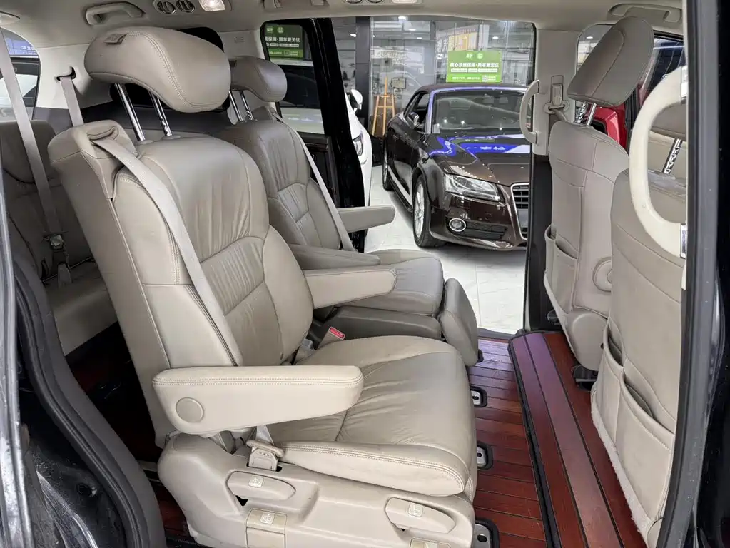 Honda Odyssey Facelift 2.4L Smart Edition, фото 13