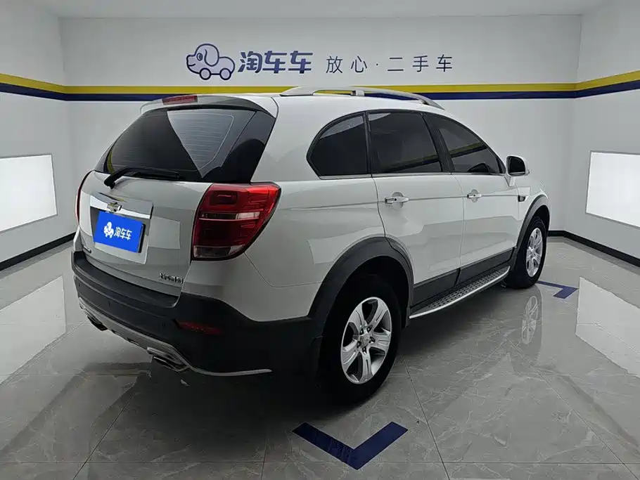 Chevrolet Captiva — миниатюра 3