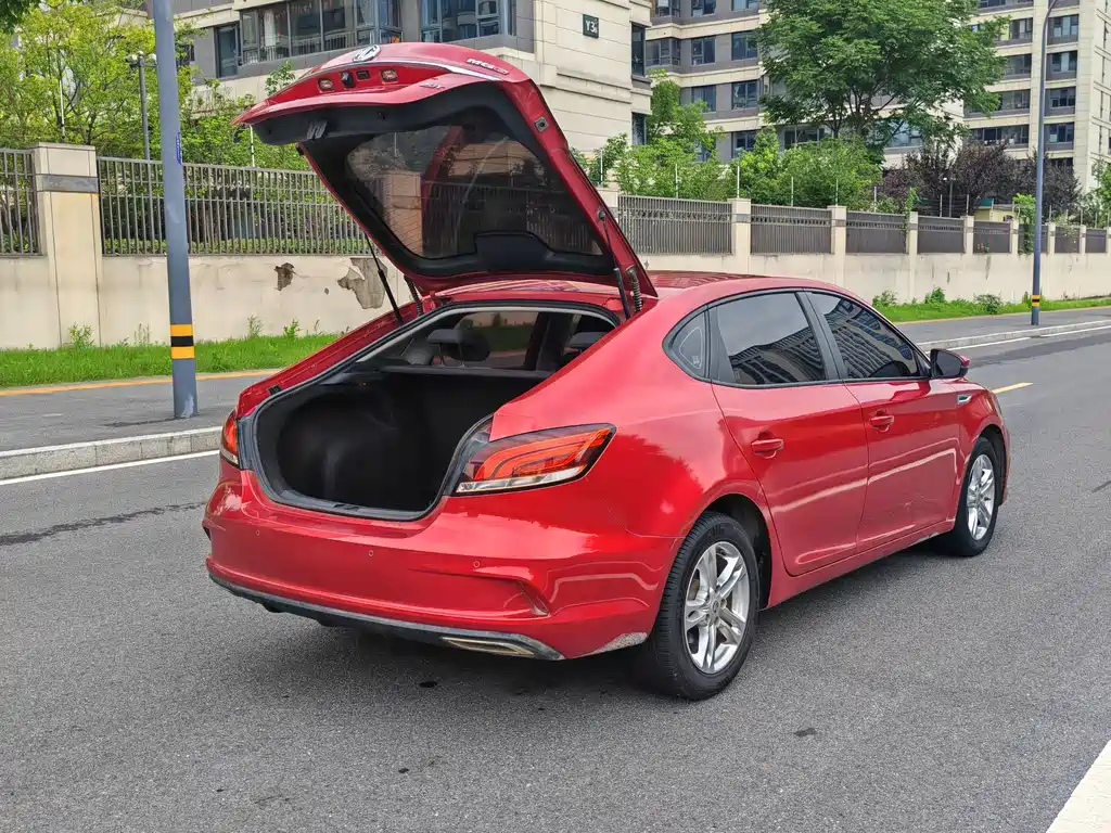 MG MG6 — миниатюра 4
