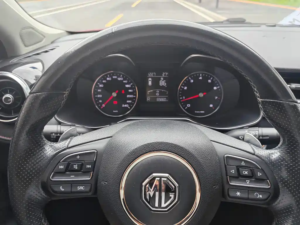 MG MG6 — миниатюра 19