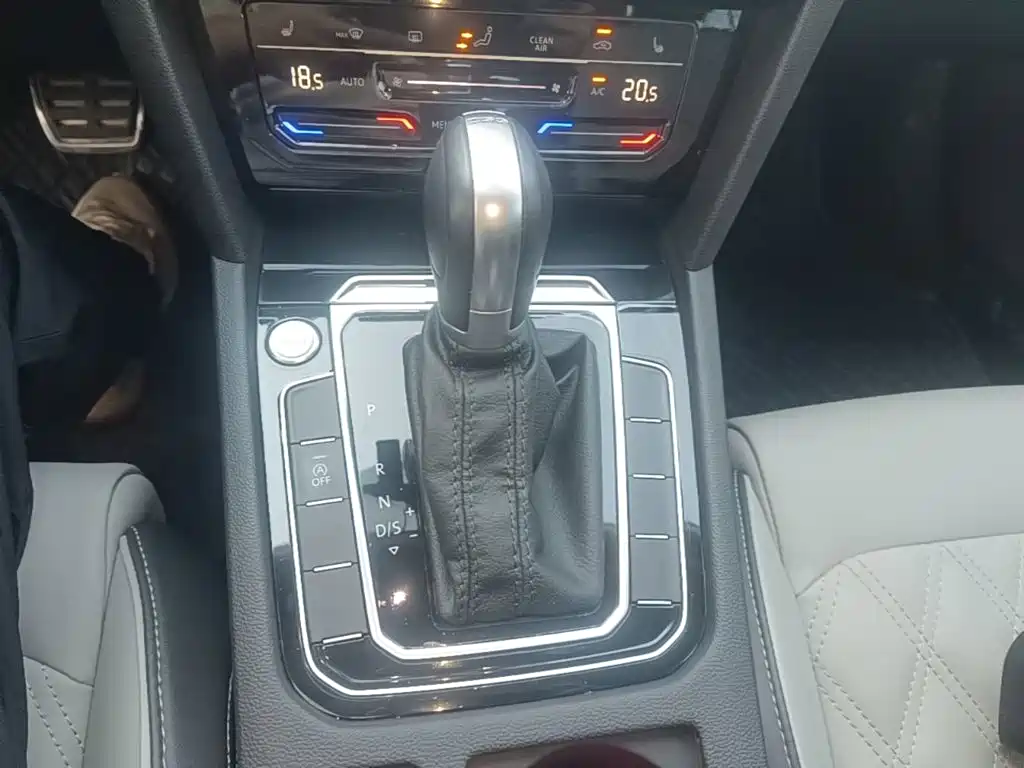 Volkswagen Magotan — миниатюра 14