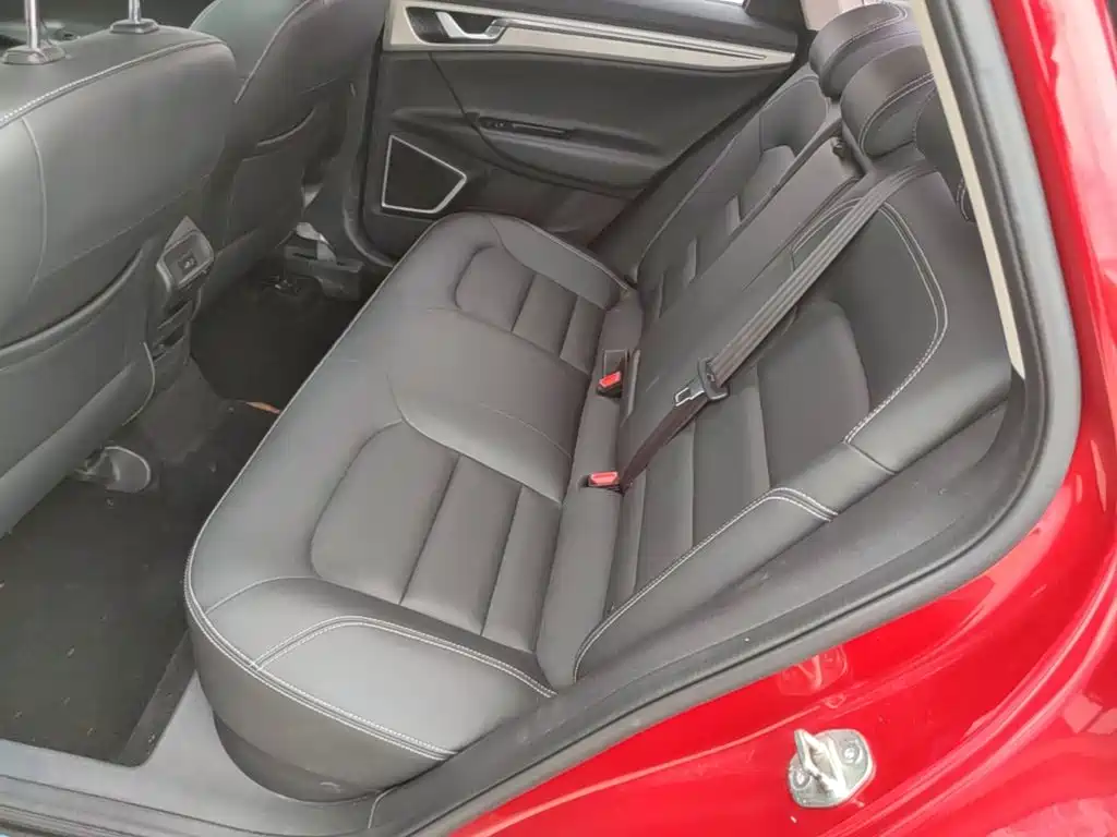 Geely Emgrand GL — миниатюра 17