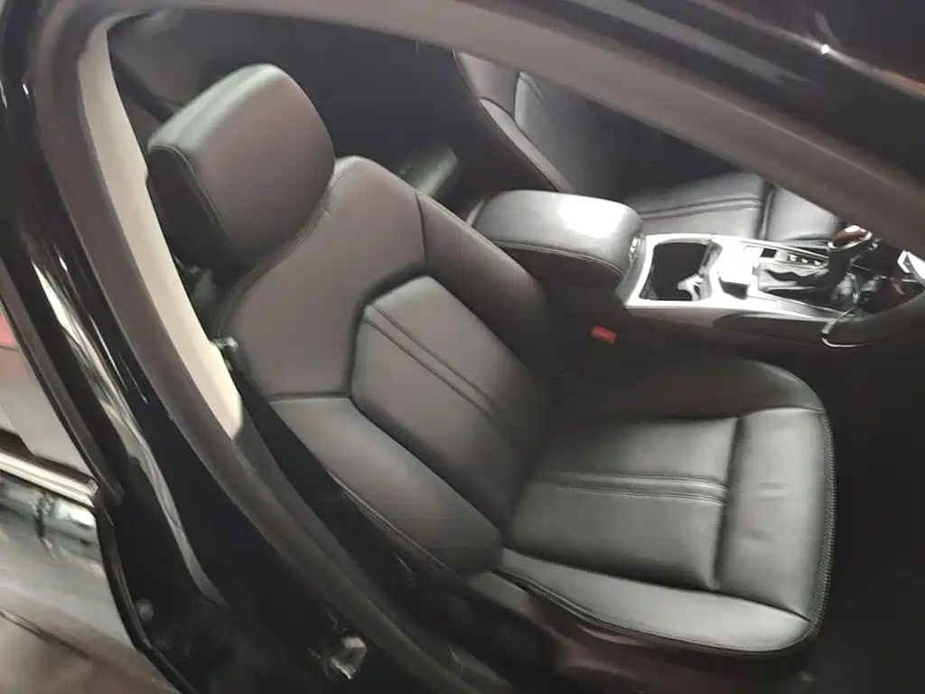 Cadillac SRX — миниатюра 25