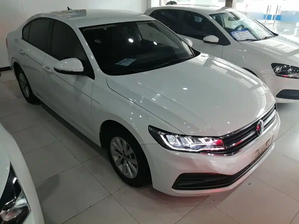 Volkswagen Bora — миниатюра 4